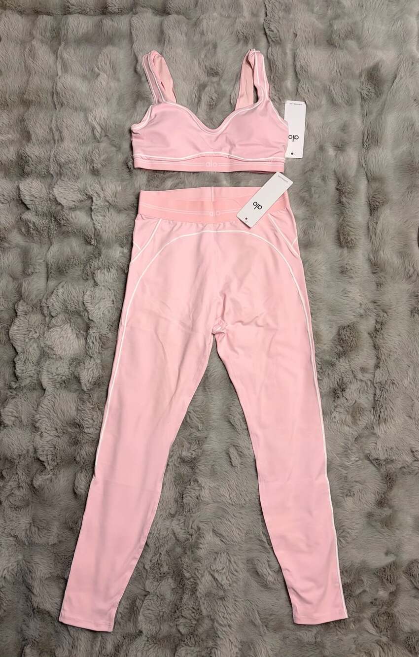 Alo Yoga Heart Throb Set Size L Pink